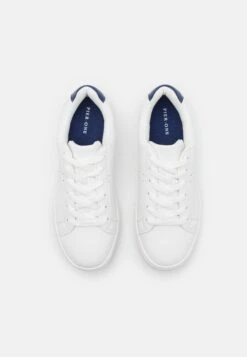Pier One Unisex - Sneakers Laag - White 9 Pier One Unisex - Sneakers Laag - White -Pier One Winkel 123a37554cf74c7eb7c6ccf94f7ecb07