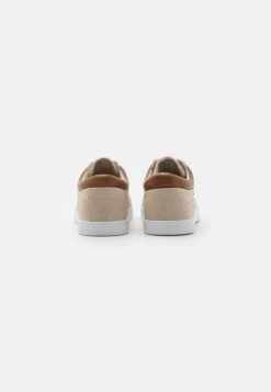 Pier One Unisex - Sneakers Laag - Beige -Pier One Winkel 25eb778e2a144dc3a08b80223db3495e
