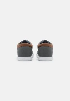 Pier One Unisex - Sneakers Laag - Grey -Pier One Winkel 4b65cf34cf5e47c0a6efdc07f3d8fa53
