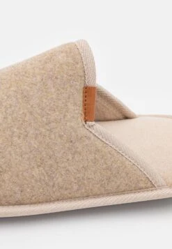 Pier One Pantoffels - Beige -Pier One Winkel 4bb8e183218649be8d160cd154643fa0