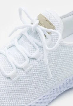 Pier One Sneakers Laag - White -Pier One Winkel 4c68a9d17c8d4e5286ac74f45d548780