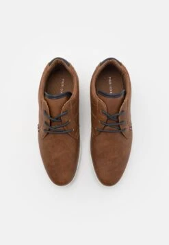 Pier One Sportieve Veterschoenen - Cognac/White -Pier One Winkel 640bfce7340948fdabf914861e9bbb2b