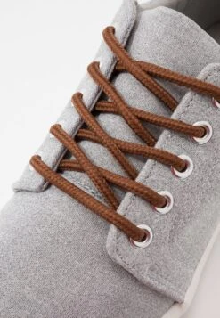 Pier One Unisex - Sneakers Laag - Light Grey 11 Pier One Unisex - Sneakers Laag - Light Grey -Pier One Winkel 8956e04325d546cdaaf9eb7ba229d6e9