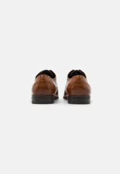 Pier One Leather - Veterschoenen - Cognac -Pier One Winkel 987fb857b7e844fdb945f4f9679d3ad0