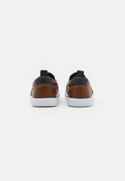 Pier One Unisex - Sneakers Laag - Cognac 8 Pier One Unisex - Sneakers Laag - Cognac -Pier One Winkel a5827ba272184322a5f334dbbc2389e8