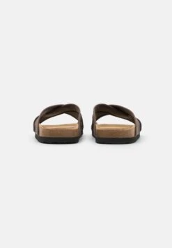 Pier One Unisex - Pantoffels - Brown -Pier One Winkel b64bd94841374f58a4a8e2cf13040258