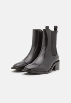 Pier One Leather- Korte Laarzen - Black -Pier One Winkel b7042fecf6ff42c1a440708ce3e55e9e