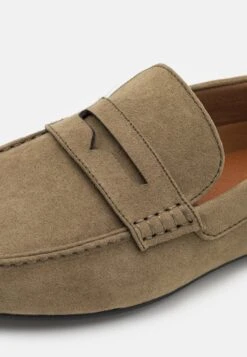 Pier One Unisex - Mocassins - Olive 11 Pier One Unisex - Mocassins - Olive -Pier One Winkel b83ce5023459458684cd77d6054024cf