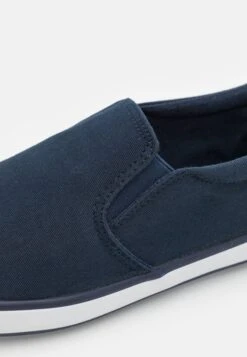Pier One Unisex - Sneakers Laag - Dark Blue -Pier One Winkel d492a0b4967e43d3b9cf58a8e4c33896