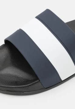 Pier One Muiltjes - Dark Blue/White -Pier One Winkel fca2b97369364691b5a9f753ac3a49a5