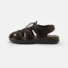 Pier One Leather - Outdoorsandalen - Brown